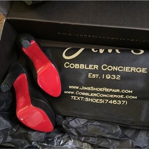 Authentic Christian Louboutin Heels🎈❤️🎯